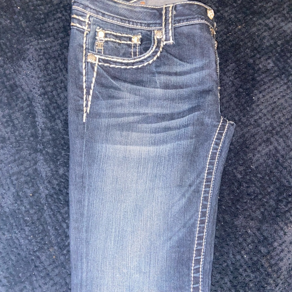 Jeans - Picture 2 of 9